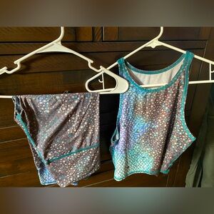 Teeki M capri leggings and L crop top in Mermaid print - Final Markdown!